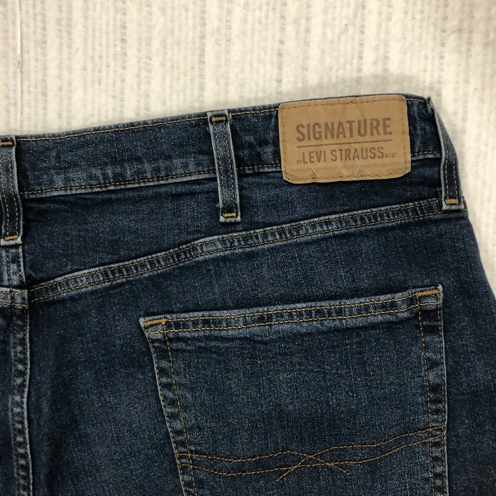 Signature by Levi Strauss Men Dark Wash Straight‎ Leg Jeans W40 L30 Gold Label